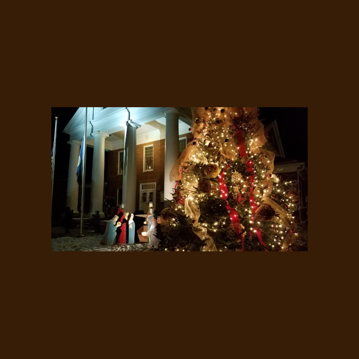 Photo Credit: Dorothy Stephenson Highland County, Virginia, Christmas, photo, photography, feature, landscape, wildlife, still life, covered bridge, small town, rural, community, holiday, holidays, winter wonderland, christmas lights near me, christmas getaway, christmas around the world, christmas holidays, christmas activities near me, 12 days, Christmas Eve, christmas decorations, best small towns to live, best small towns to retire, most affordable small towns, rural american towns, country living